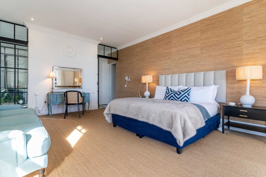 To Let 4 Bedroom Property for Rent in Camps Bay Western Cape